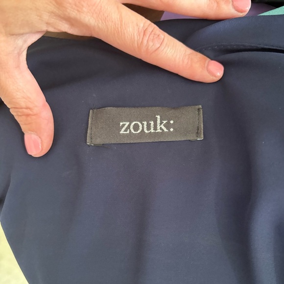 Zouk Navy Blue Flowy Blouse Size Medium - Picture 5 of 5